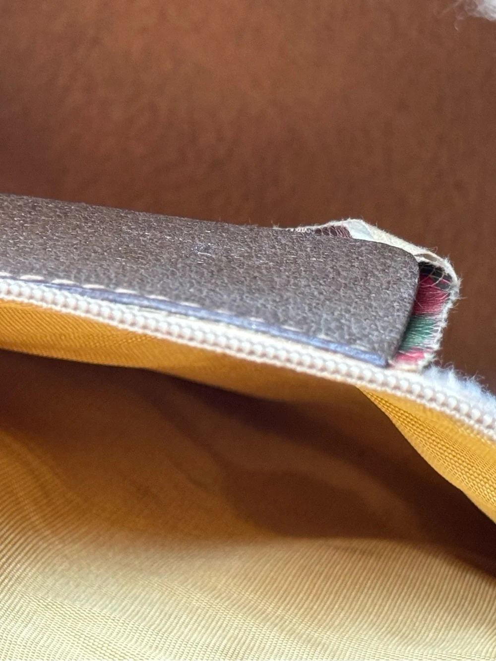 Gucci GG Clutch VTG Zipper closure tan 8x10x3” unisex - Picture 15 of 17